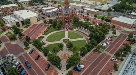 Sulphur springs tx - Town Square. 100 Church St. 903-885-7541. Link to Site. Sulphur Springs Town Square has been transformed into a park and a lot more. Town Square features a splash pad water feature, ornamental landscaping, game tables, and bistro areas with a 50-foot flagpole at its the center. Evening lighting offers dancing and music during the holidays.